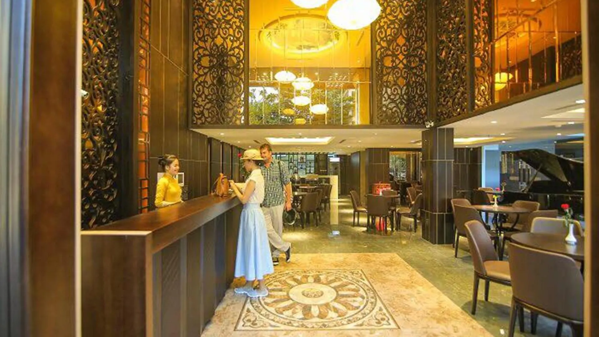 Palazzo Luxury Hotel Da Nang 4*,  Vietnam