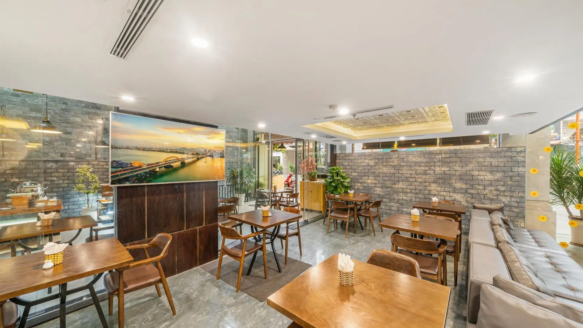 Palazzo Luxury Hotel Đà Nẵng