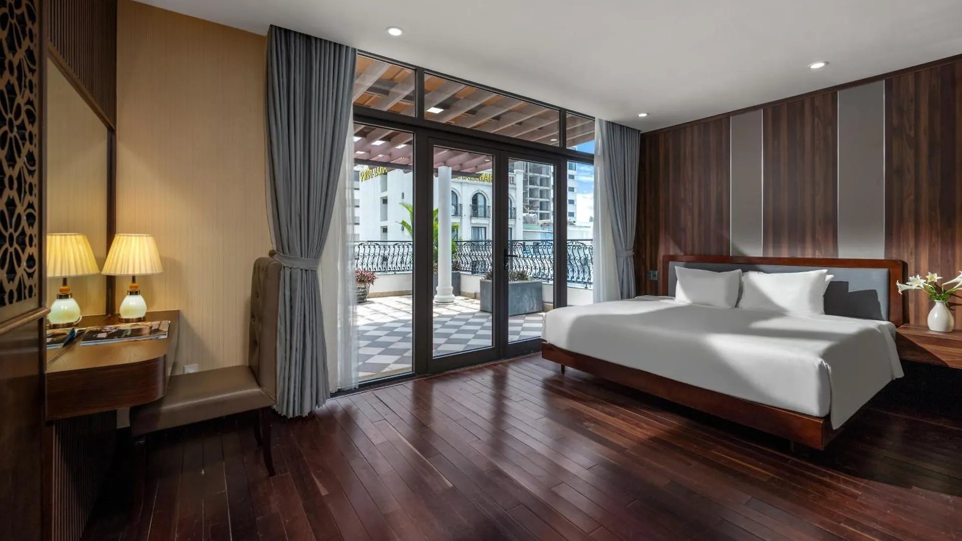 ****  Palazzo Luxury Hotel Đà Nẵng Vietnam