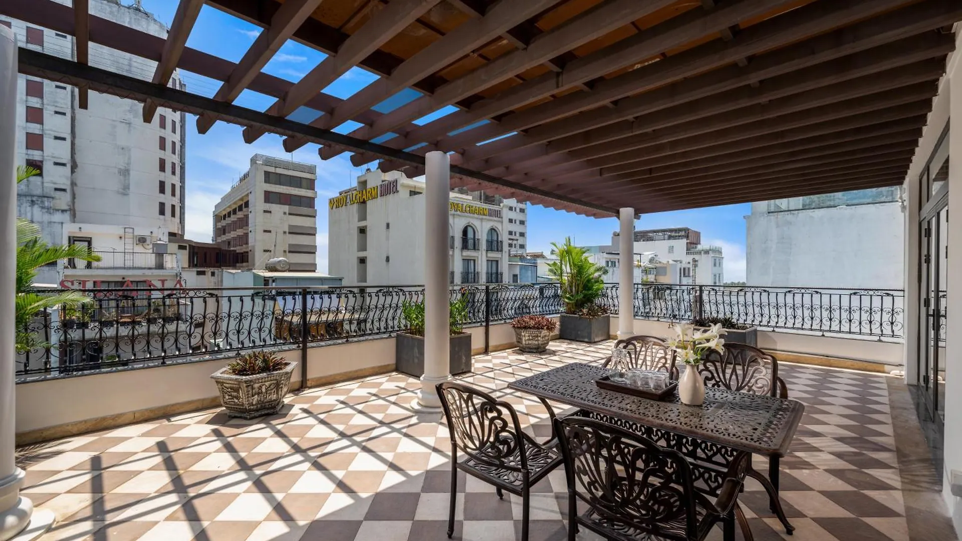 ****  Palazzo Luxury Hotel Đà Nẵng Vietnam