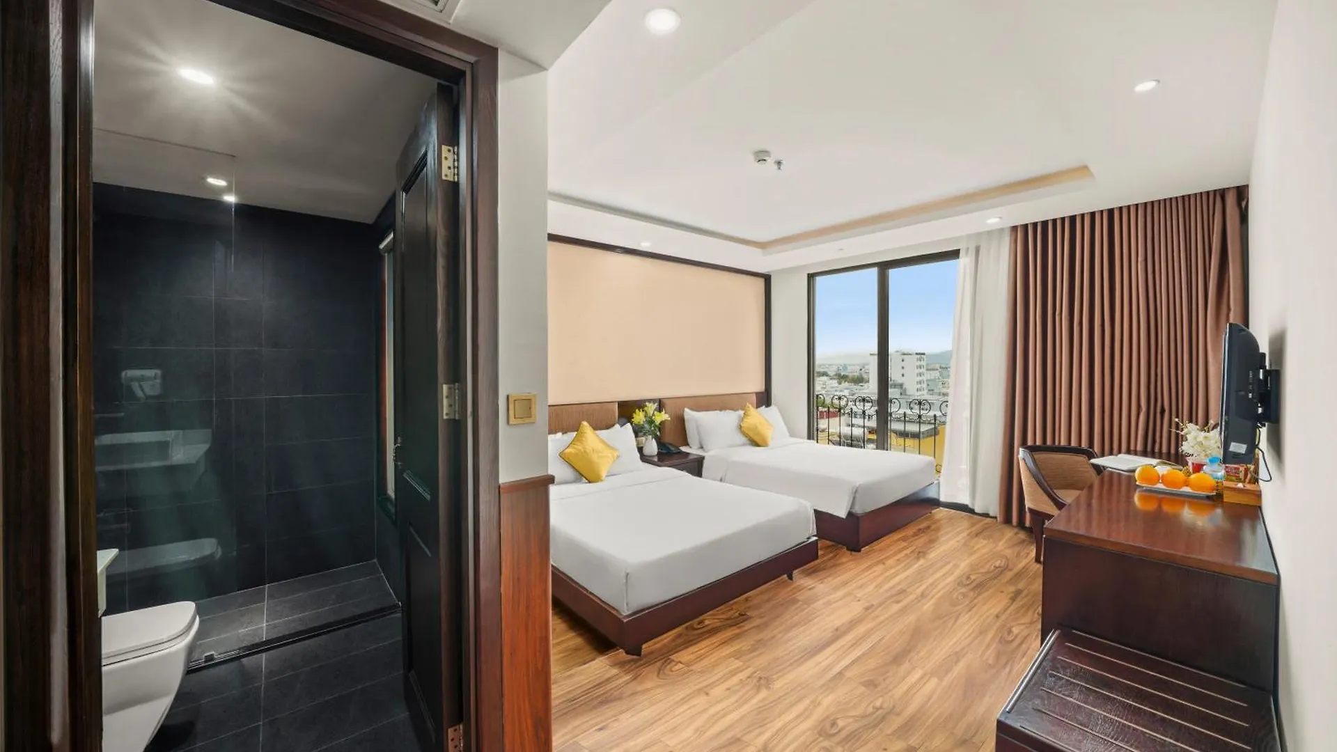 Palazzo Luxury Hotel Đà Nẵng 4*,