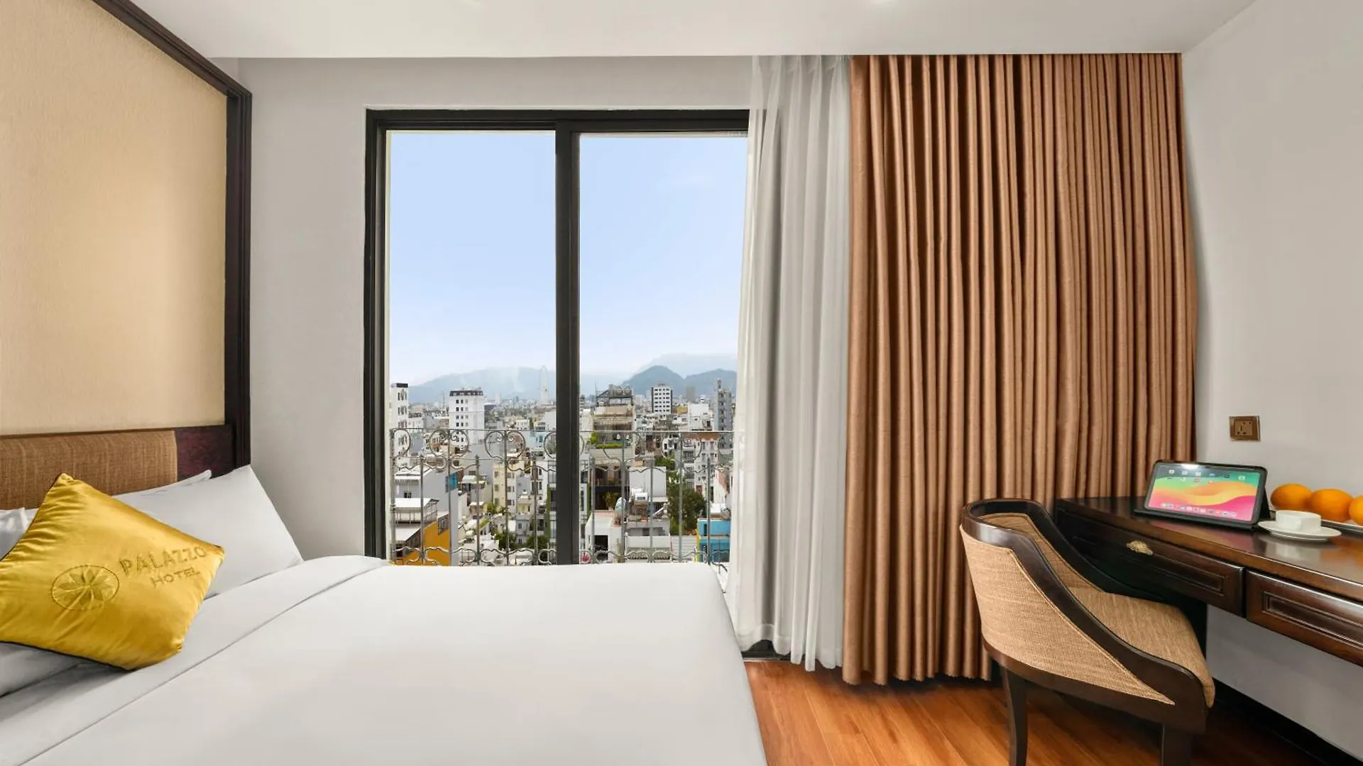Palazzo Luxury Hotel Đà Nẵng